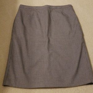 Houndstooth skirt